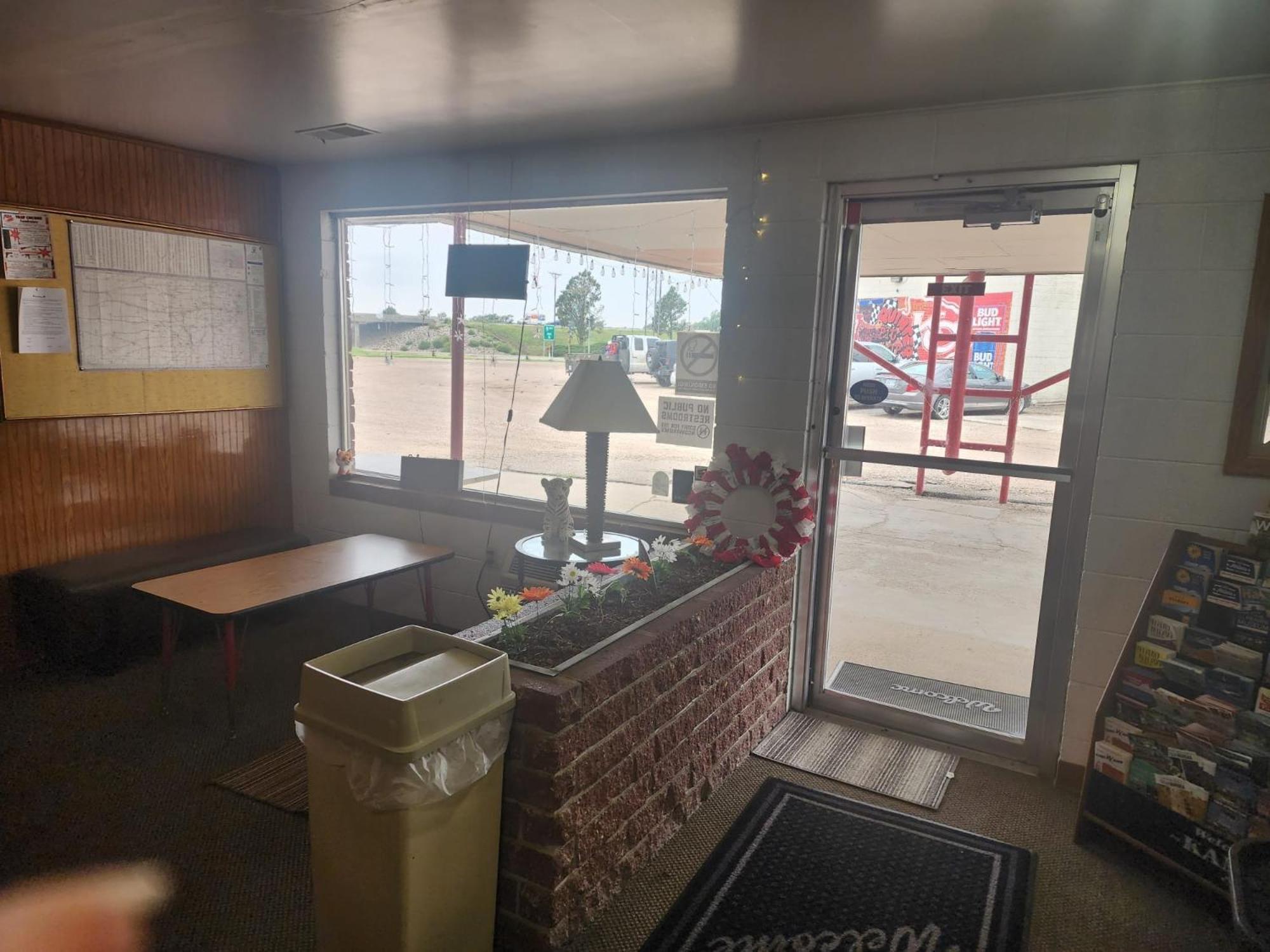 1St Inn By Oyo Quinter Hwy 70 Ks Esterno foto